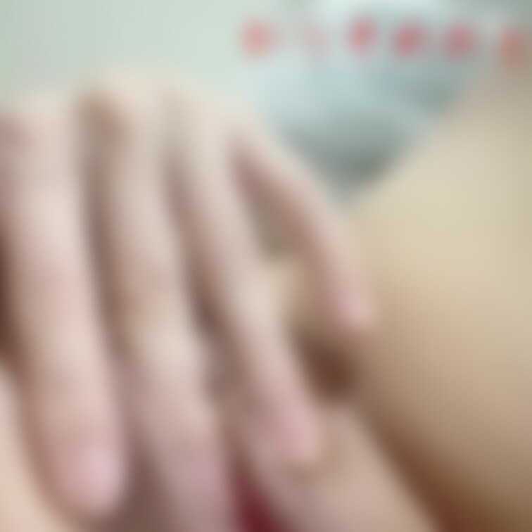 オナニー
糸引きおま○こ動画
ドアップ　くぱぁしてます
ねちゃねちゃ音あり
モザイク処理あり
40秒動画