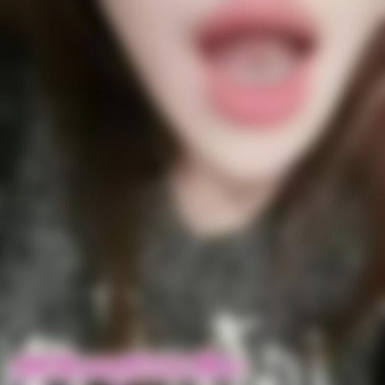 口の中でたくさん出されちゃいました🍼💦
ごっくんしちゃいました💕