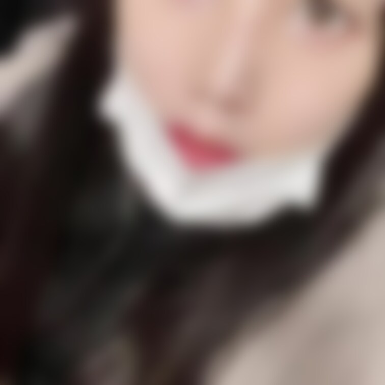 チラ見えおま◯こ♡