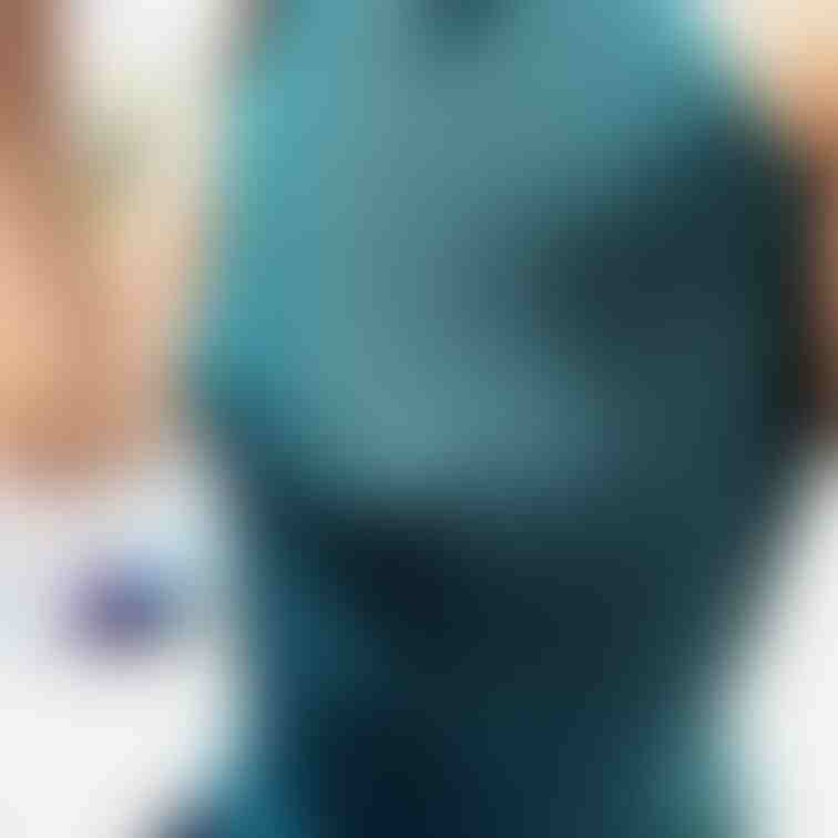 おはようございます✨😊
ノーブラ写真をレトロ風で乳首を
さらに強調😁
透けてるVr.も😌