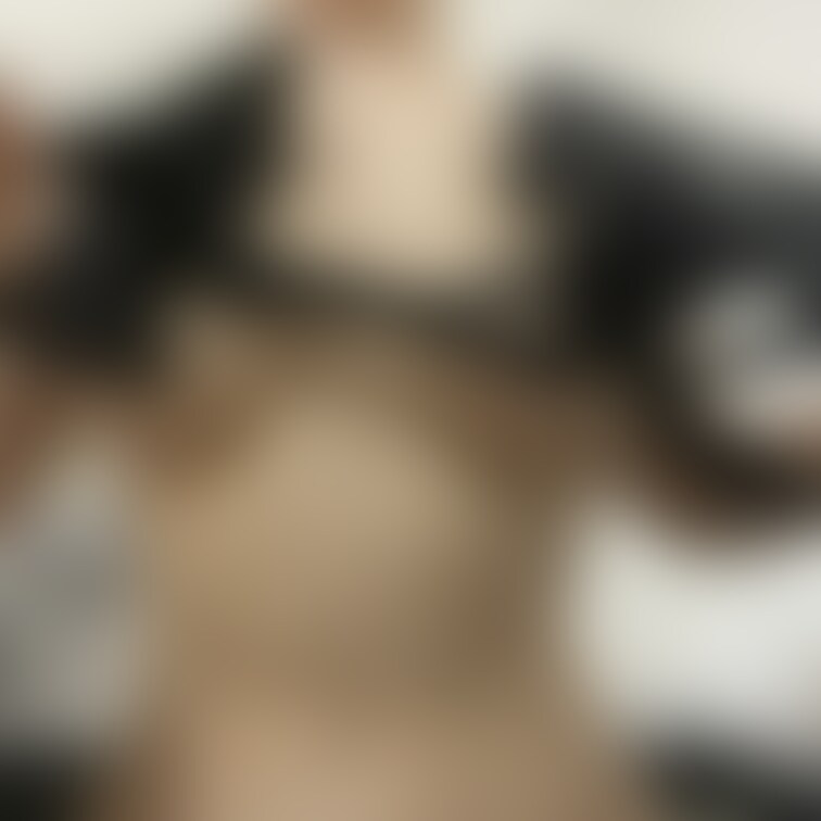 こんばんは❣️
峰不二子用のショルダーホルスターが届きました♪
峰不二子に近づけるように身体も鍛え中です💓
‥銃も
