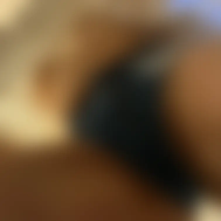 あぁぁぁ、、、
おっぱい、、見えてる、、でしょぉぉ。。。