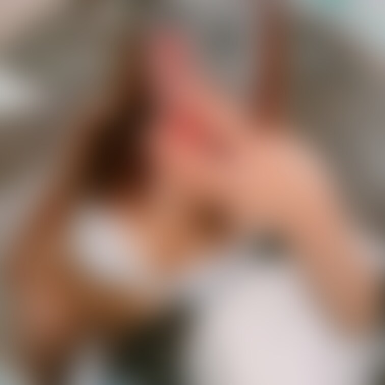 いいホテルで同僚や友達に隠れてこんなえっちな写真撮ってたらそりゃムラムラするよね…🤍