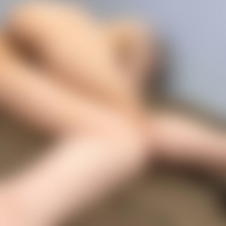 ❤️毎日写真集❤️

色んなエッチなポーズ♡
