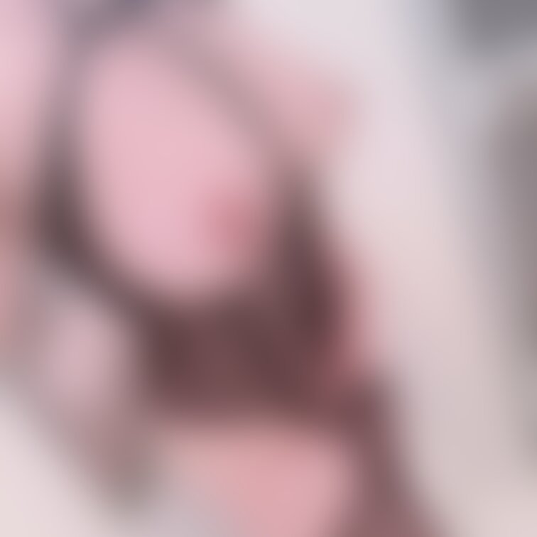 こんなにエッチな格好してるとムラムラが止まらなくなる////
自分のこの格好に興奮して淫語も手クニックも止まらなくてあ