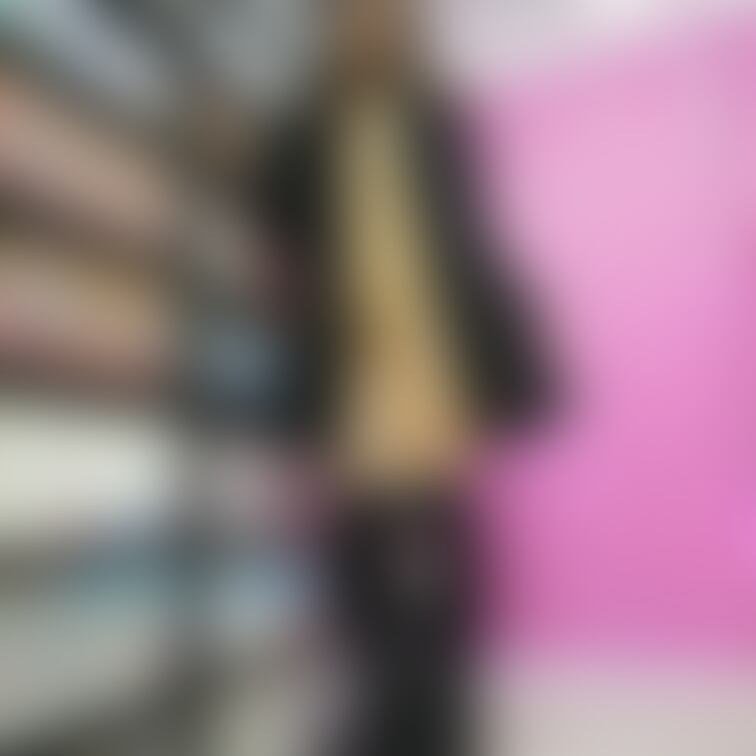着替えて、全裸にコートでも💕