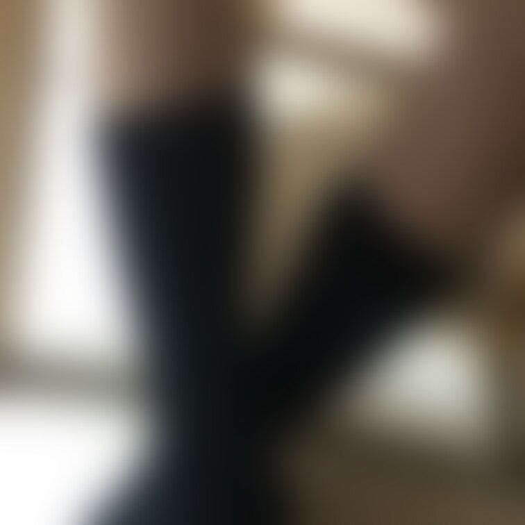 義理○○○ちゃん制服パンチラ❤️義理○○○さんから説教中ふてくされているところ盗○❤️