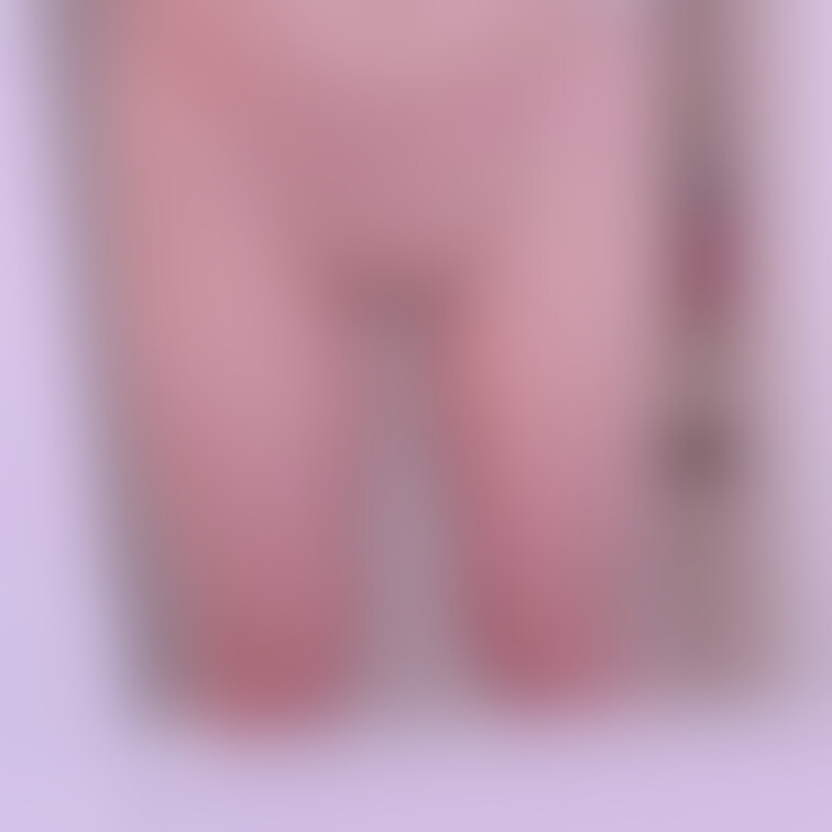 色んな乃華ちゃん♡
ミニスカ、ニーハイ、紺ソなど色んな姿です😊