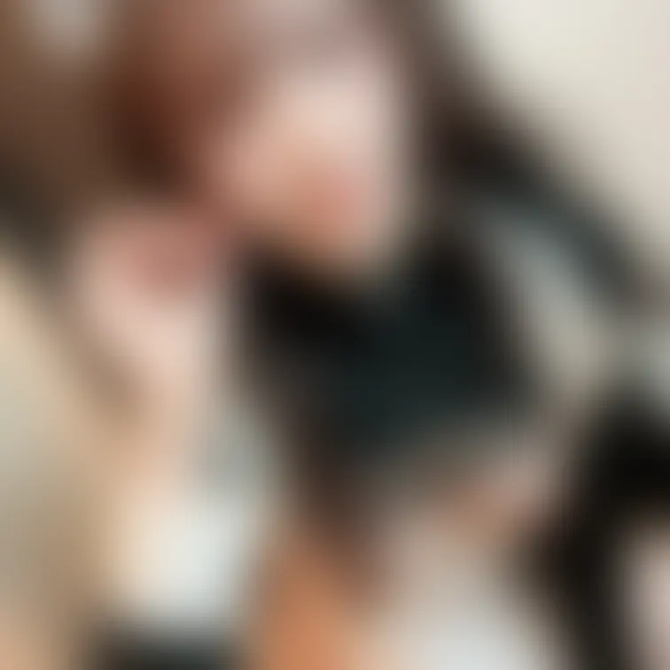 えっちなメイドさん♥
お尻の画像だけトイレットペーパーついちゃったから閲覧注意です；；汚いの苦手な方は注意！
