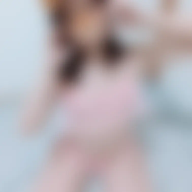 アイドル、、というよりグラビアかな??🦊