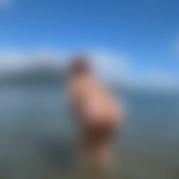 最新🏖2024年ゆいママTバックビキニ👙
真夏は…やっぱりビーチ🏖️
人気デリ嬢も鹿児島の海を満喫💦💦💦