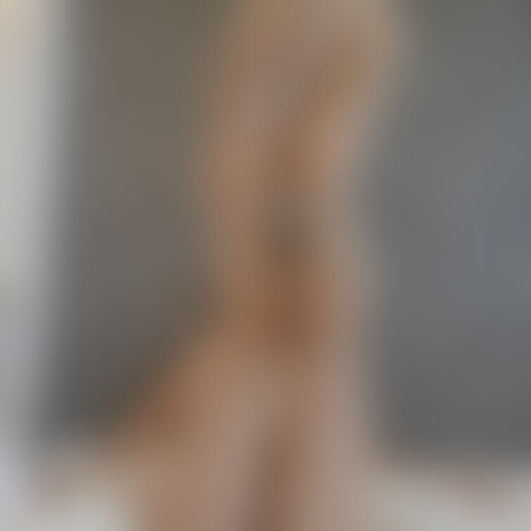 InstagramやTwitterでは投稿できない写真
Myfansで見てね👀

パンスト直履きは
これがいいの
