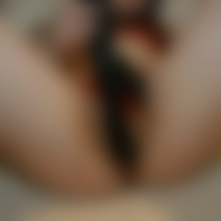 はい。仕事三昧の1週間でした(^^; さっきまで疲れすぎで寝てました。月ちゃん応援企画は少々お待ちください。自撮りをお願