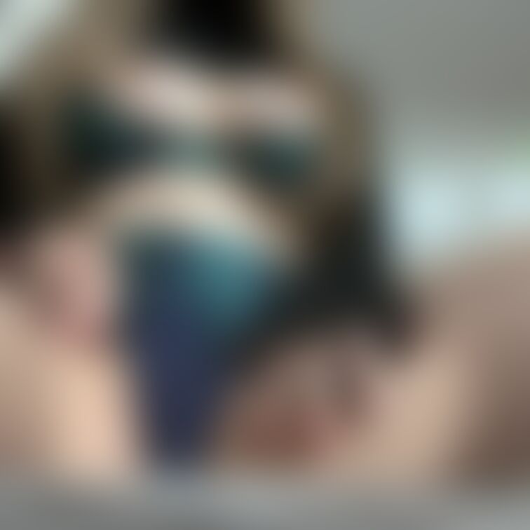我慢できなくなってきて、バイブをだんだん激しくしていき、愛液が溢れてきてる･･･💗