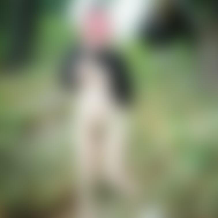 せっかくのAiなら「ありえない」シチュエーションが面白いと思っています。
人物は実在の写真で、熊は生成Aiです。