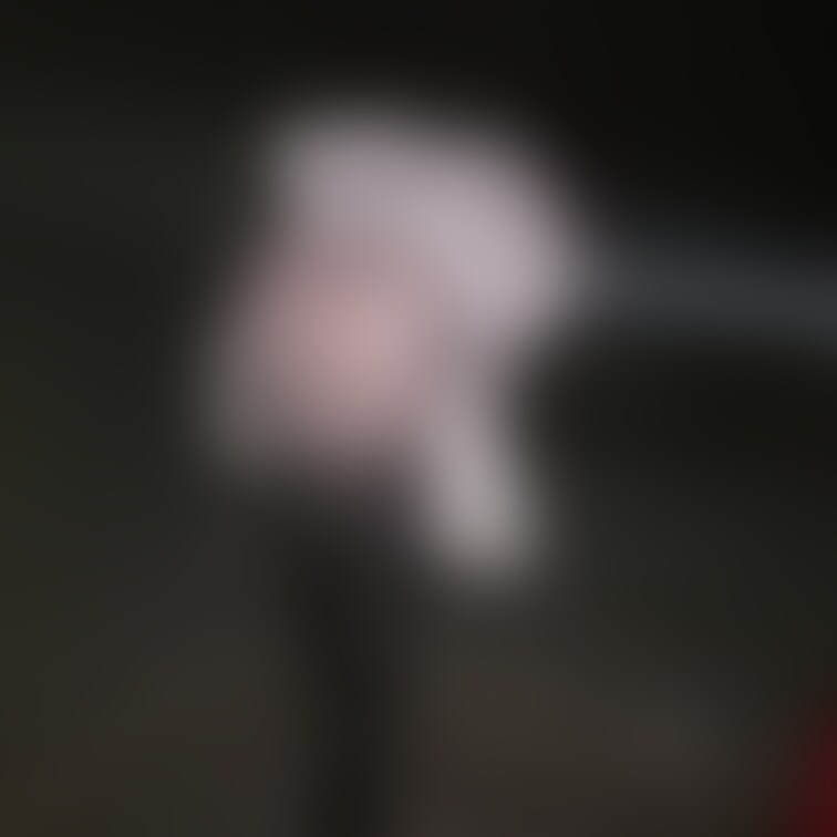 深夜の公園にて丸出し

Twitter（Remi）
https://mobile.twitter.com/rede