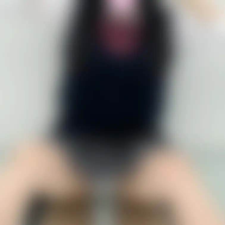 MyFansで購入者限定で
昨日8/22(金)19時に恥ずかしいけど
あそこドアップの指サックでオナニーしちゃった動