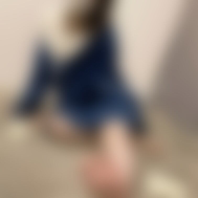 [SNS過去投稿] 2枚
①足裏の見せ方は少しずつ分かってきたけど、表情の作り方が未だに分からない萎え○○○です...
