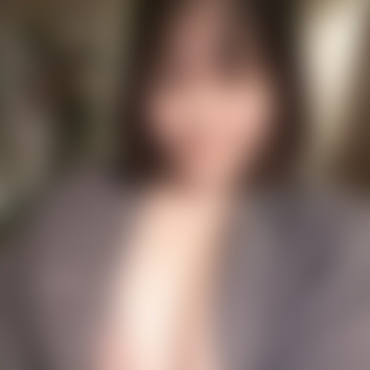 事後で髪の毛乱れちゃって急いで着て谷間を強調させてみた♥️♥️

エッチ最高💗😍
こんな変態だけど皆引かないでね？