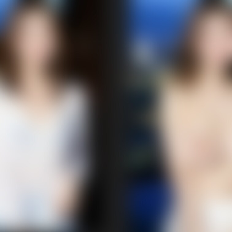 着衣と脱衣を並べた画像です。画像№143