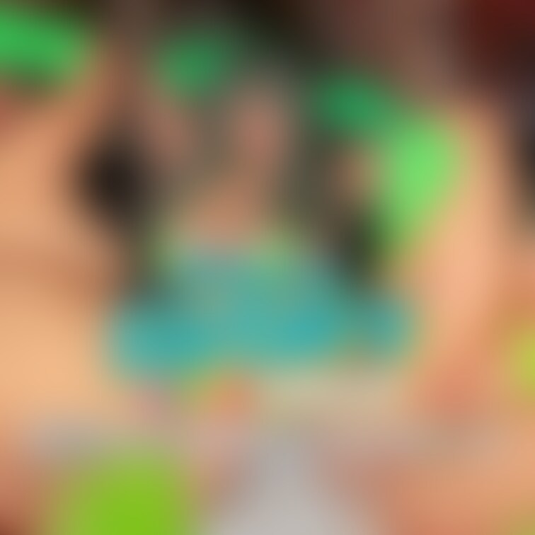 ‪💚次女B マイクロビキニセット

毎日投稿される自撮りに含まれない自撮りを含んだセット(zipファイル)です。