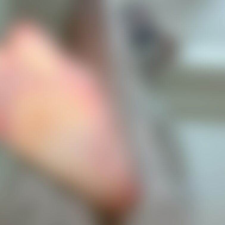 College student (19)
Name: Ami②

Foot size: 23.5cm