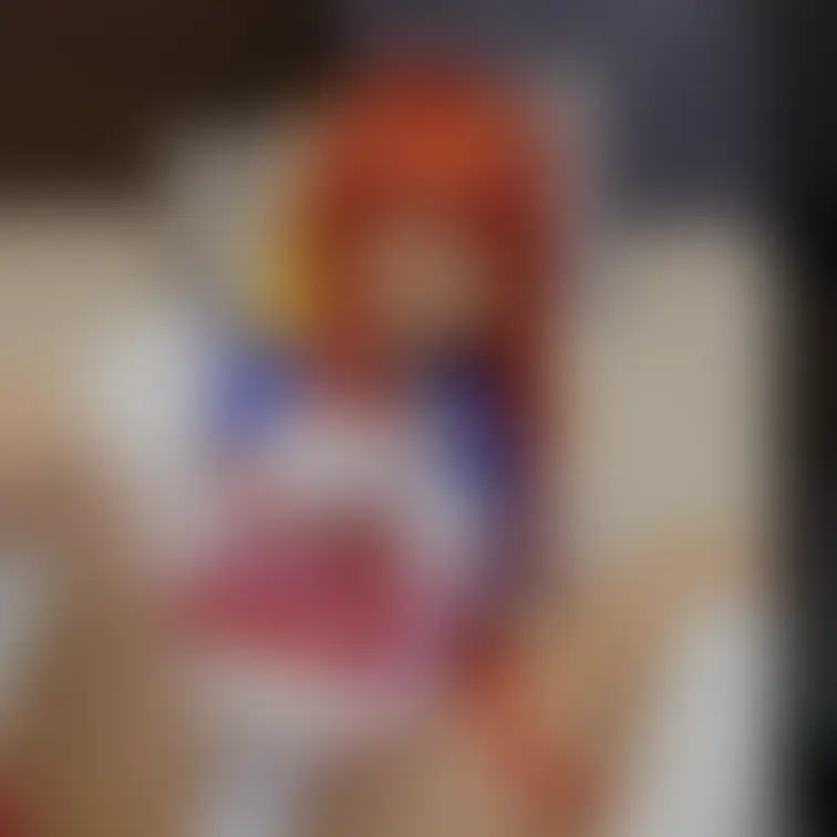 美人レイヤーさんの白パンティ