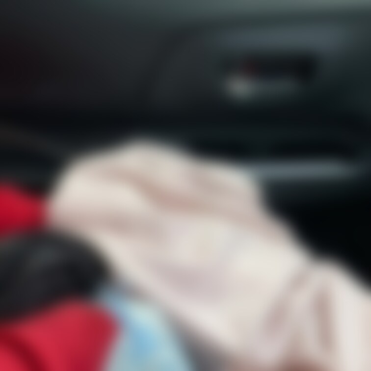 車内着衣072動画いろいろあげてますが、この動画の妻のよがりが一番私は好きなんです。気持ちいい→イキそう→イくの流れが素