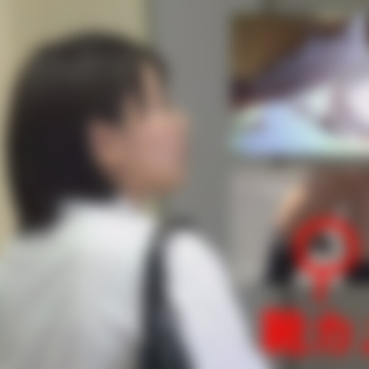 ＪのＫ逆さ撮り自撮り・学校帰りにスカート内を自ら撮影してパンチラ販売/第二弾

以前に投稿した動画
https:/