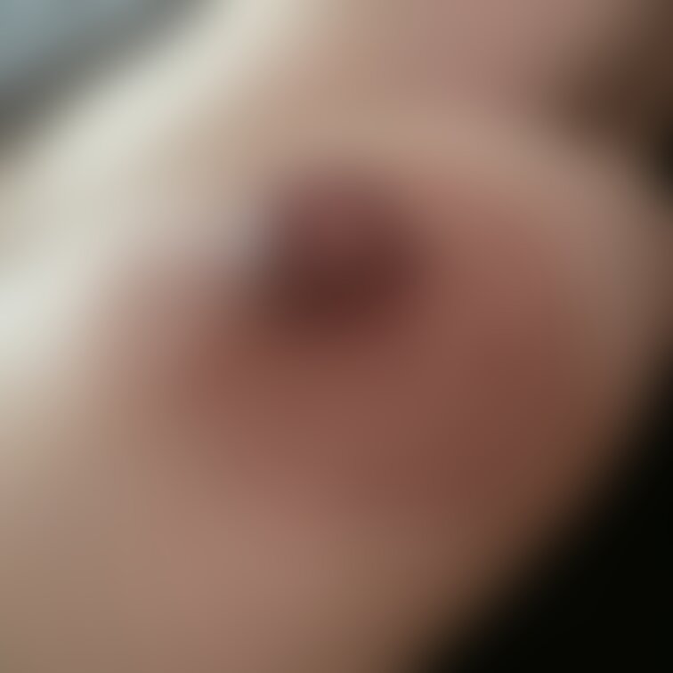 朝起きてすぐみんなのコメント見たらムラムラしてきちゃったょ。
私のこっそり1人でイケるためにいつも使ってるやつだょ♡