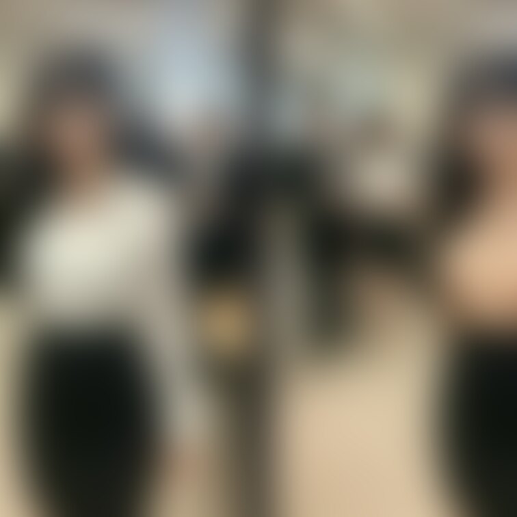 着衣と脱衣の並べた画像です    画像№1578