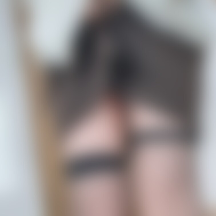 ぶっかぶかのパンツ見せてくれる