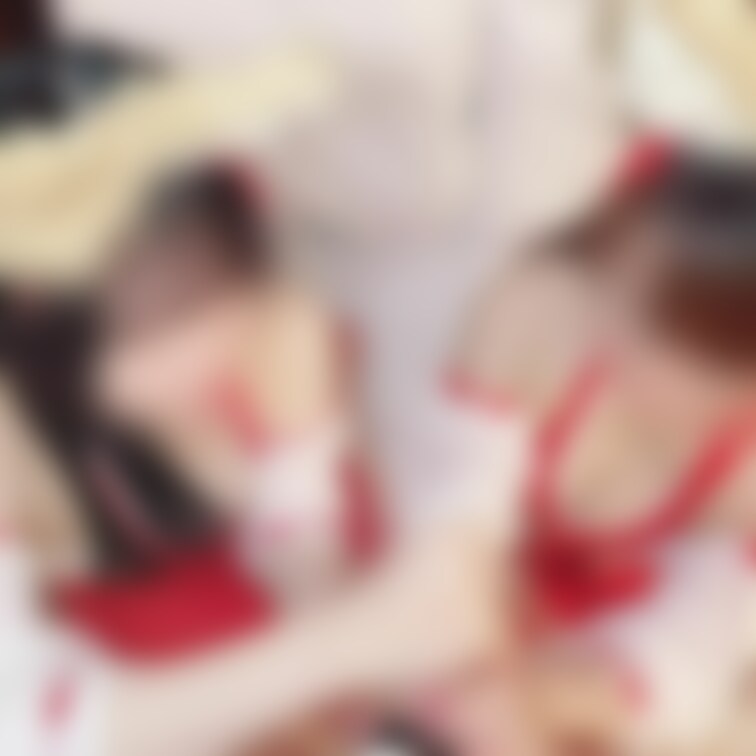 うりり先輩とW手コキした🎀