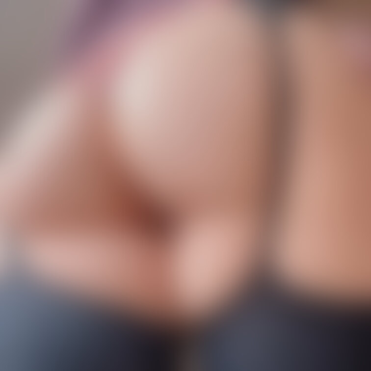 ど助平OL＋タイツの自撮り写真を投稿スタート！むちむちのお尻を最後まで堪能してくださいね！
えちえちのお百でしこしこし