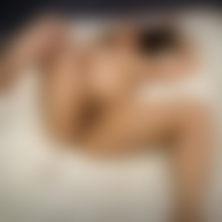 パートの後だと、けっこう汗をかいてるし、脇とかお股は蒸れてたりします。

男性に嫌われたくないので、先にシャワーに行