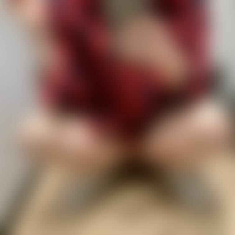 2022/09/XX PM3:00
NPNBでお買い物♪
試着室で丸出し💕