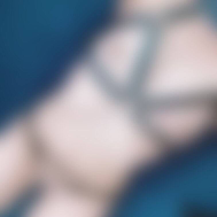 😌Smileぷらん😌
えっちなボンテージとあめ🍭💞
ちっぱいだからボリューム少ないけど、、😢鎖のヒンヤリ感がたま