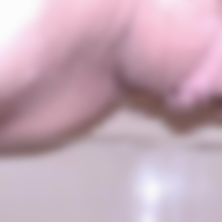 今日5本目の動画は、う○こ💩動画です🥰
毛の処理をしたお○○こがちょっとえっちな感じしますね😳
う○こが出る時の盛り