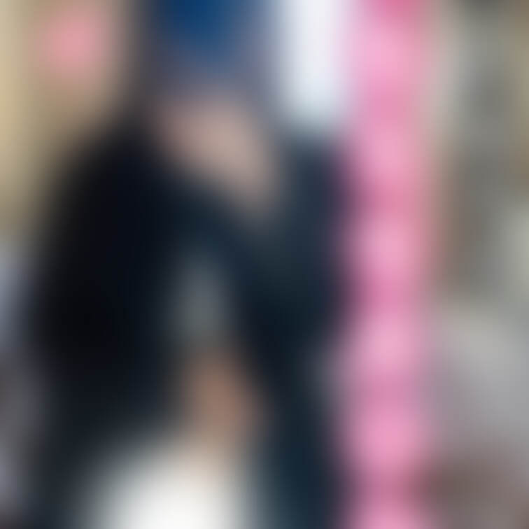 こんばーんは🍭💓💓

みんなは恋人とかセフレに
きてほしいコスプレって何？🤤💗

つむもみんなに喜んでほしいか