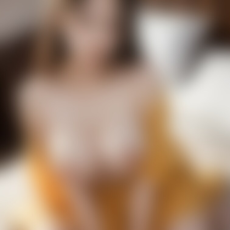 色んな色の服を着ました！
でもおっぱい丸出しだから、服を見てくれてないと思うけどꉂ 🤭ぷッ