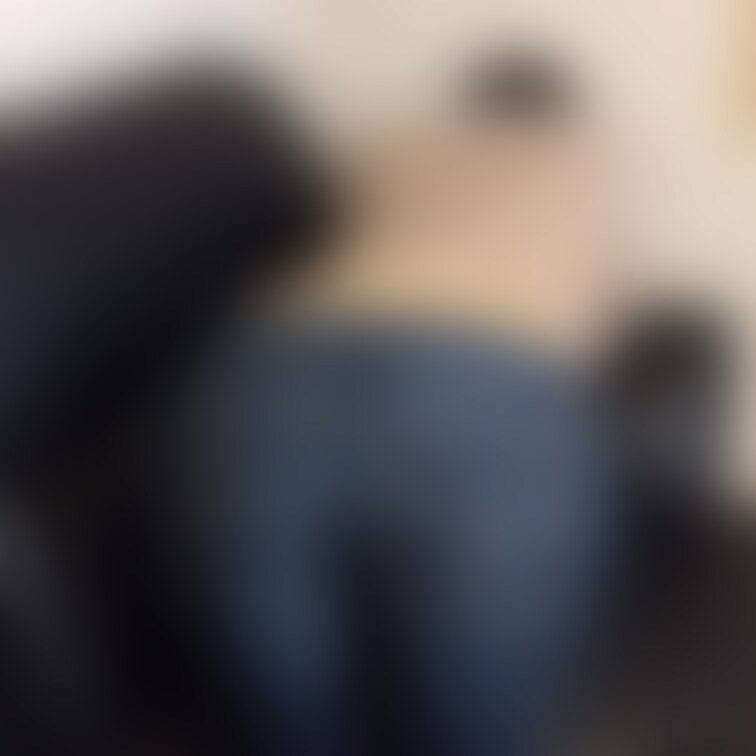妻が持ってるmoussyの中で1番ローライズなデニムです。