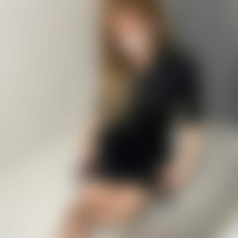 
痴女みたいなことしちゃったり、、🫣❤︎.*
ギリギリ攻めてみた𓂃 𓈒❦