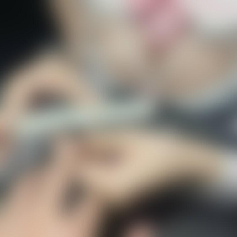 おっぱいの血管ってえっちだよね。。。

 #裏垢女子ネイル屋さん