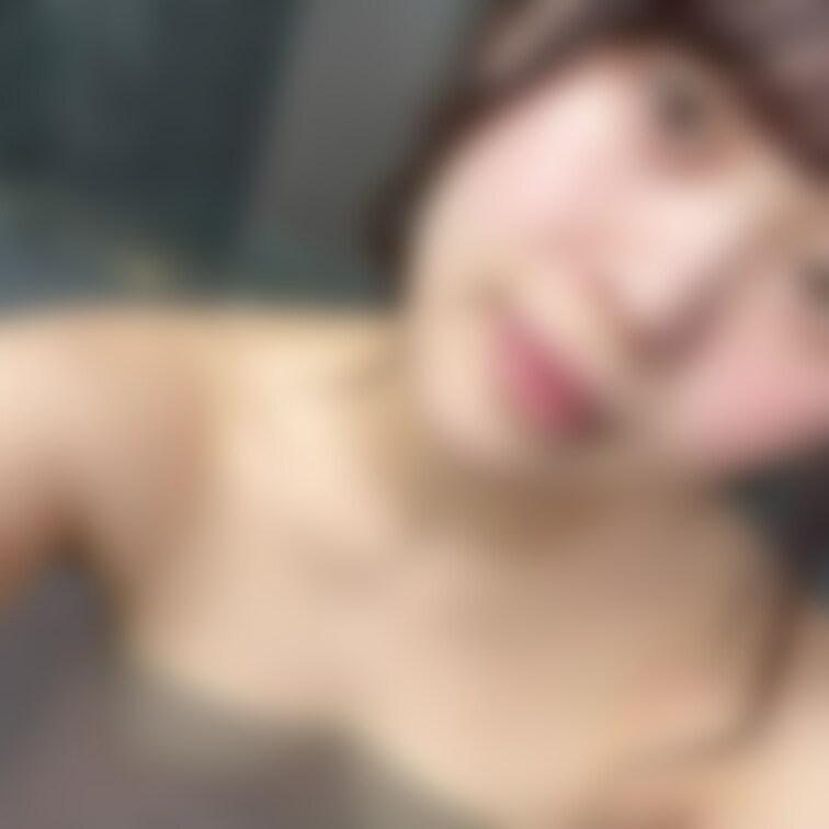 昨日から実はホテル泊まってて🤫🤍
めちゃくちゃ良きホテルだった…

スカイスリー見えるんだけど、
お風呂からは窓
