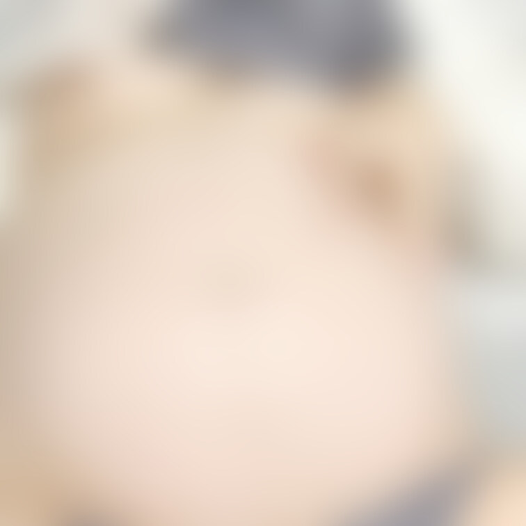 優しくしてね…
今から抱かれます。。

(ハ○撮り風男性視点妊婦さん🤫)

明日更新する画像を全員にチラ見せ🫣