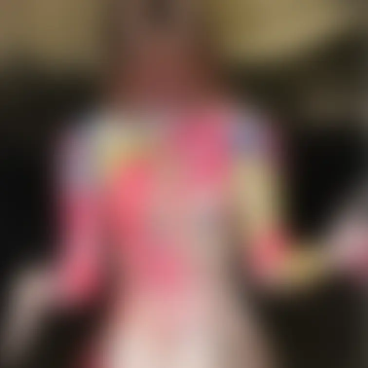 【金髪美女のペイントメッシー】
可愛い女の子がノリノリでペイントメッシーに挑戦してくれました!初めから白いペイントを
