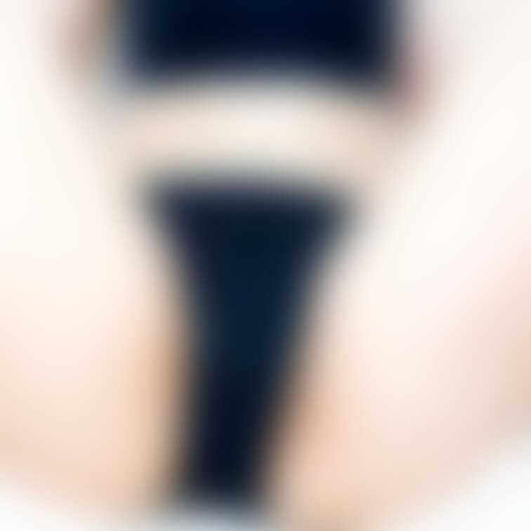せっかくなのでアップでも♡
やっぱり水着がいいですよね?(^^;;
それともmyfansでは下着も見たい??