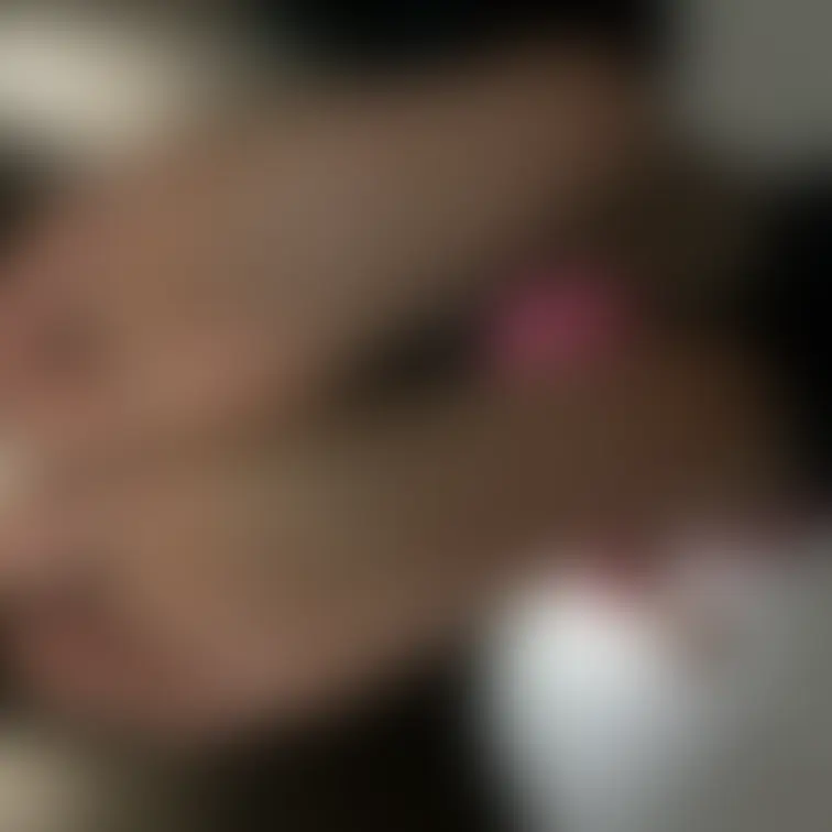 ムレムレの臭ーい足が好きなら、この写真見てすぐ分かるよね？　一日素足スニーカーでハイキングした後の、とてつもないニオイの