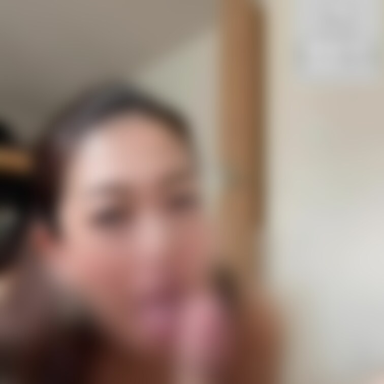 【モザは激薄】
肉便器妻YuYuとまったりしてるショート動画です
フェラ顔がなかなかエロ可愛かったので上げてみました