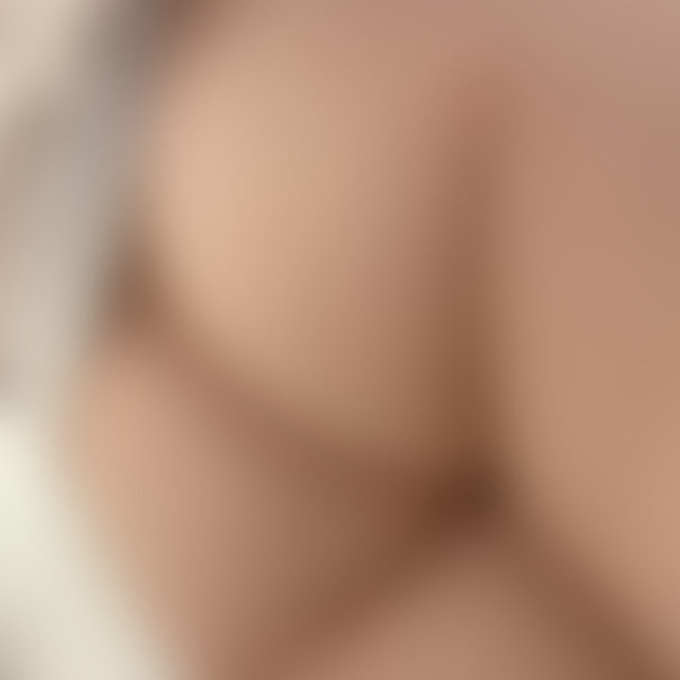 もちもちおしり🍑

【みみからのお願い💕】 
えっちだと思ってくれた方は 
写真下の♡印をポチッとしてくれると、